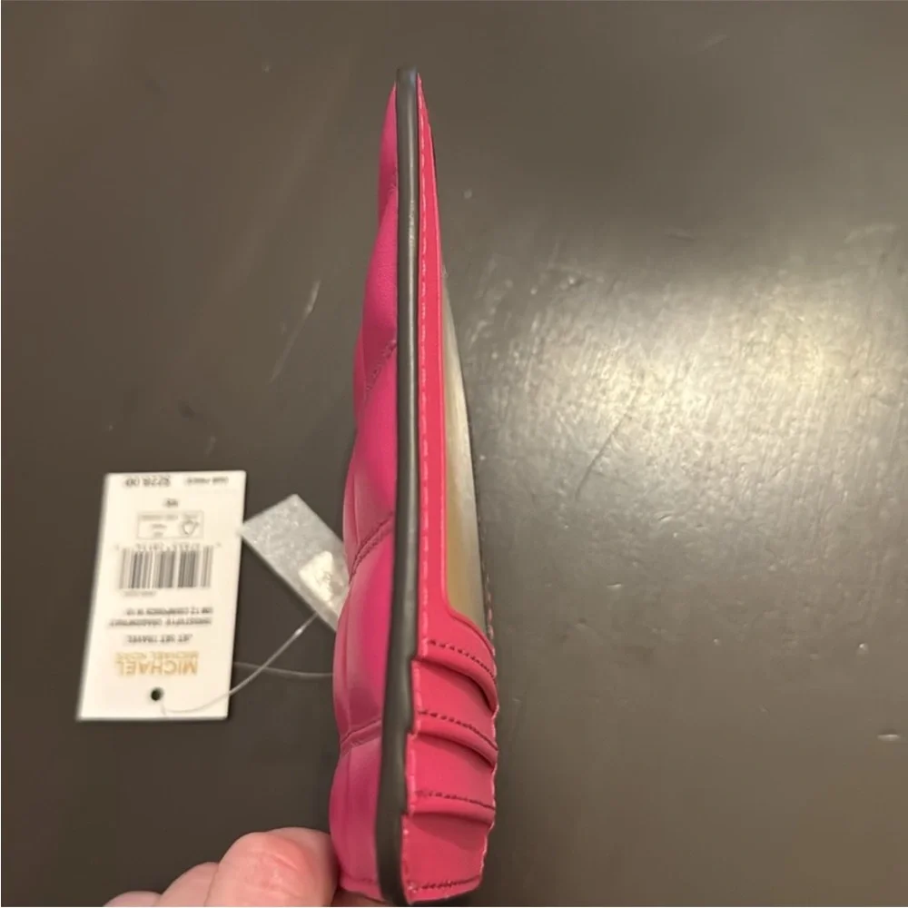 Michael Kors Dragon Fruit Quilted Card Holder - Picture 5 of 6